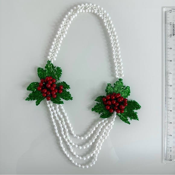 Hand beaded white necklace with cranberry inspired details and green leaves - Picture 4 of 5
